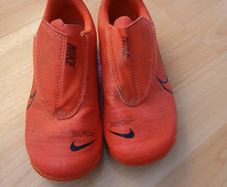 kids football hurling boots