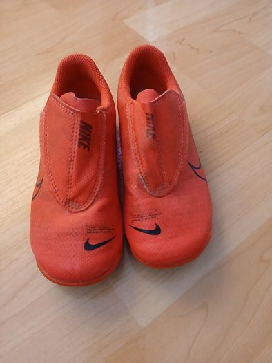 kids football hurling boots