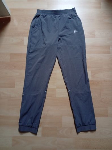 Montirex Tracksuit ((Age 12-13yrs Like New))