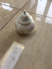 Aynsley ornament