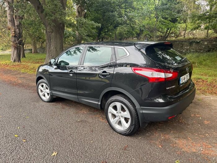 Nissan Qashqai XE 1.2 pet Tax and Tested