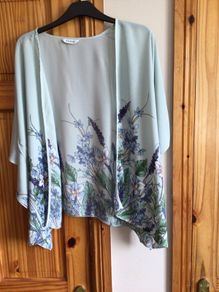 Evans Ladies pale blue floral holiday cover up cardi top Uk 16 includes postage