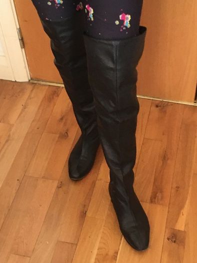Vintage Long LEATHER Boots     /   Over-The-Knee Leather Flats