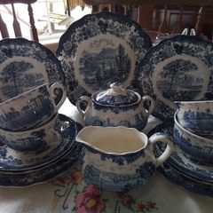 Avon Scenes Palissy 1790 teaset