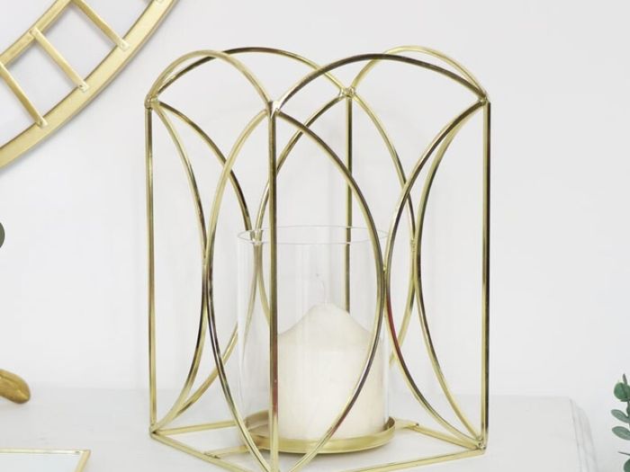 Small Gold Metal Design Freestanding Lantern/Candle Holder