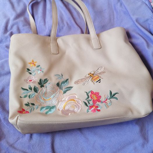 Beige Tote bag