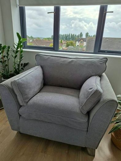 Arm chair