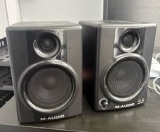 M Audio AV30 speakers