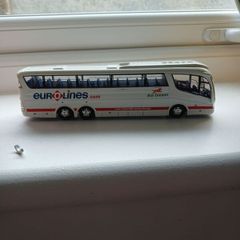 model bus