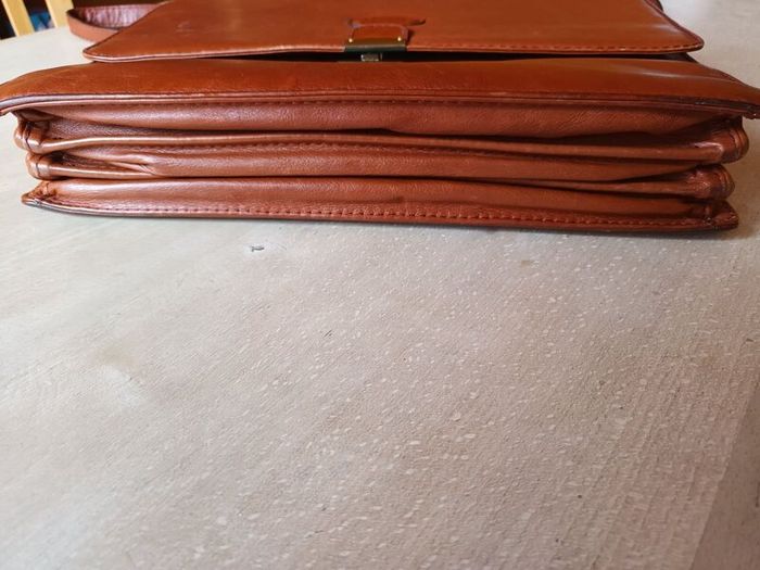 Leather Briefcase (unisex)