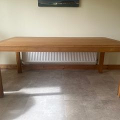 Dining room table - Solid Oak