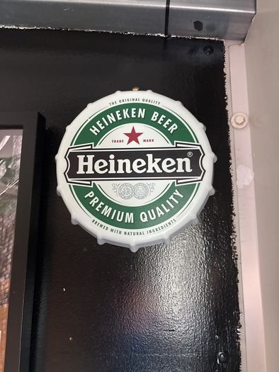 metal beer signs