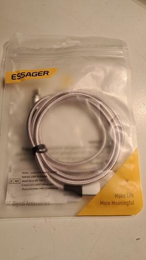 Magnetic USB data and Charge cable