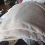Large fleece throw cream Image 2