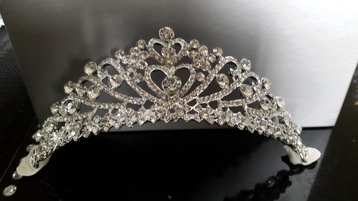 Bride's Designer Crystal Head piece