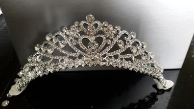 Bride's Designer Crystal Head piece