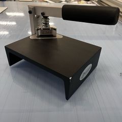 Corner rounder for signs