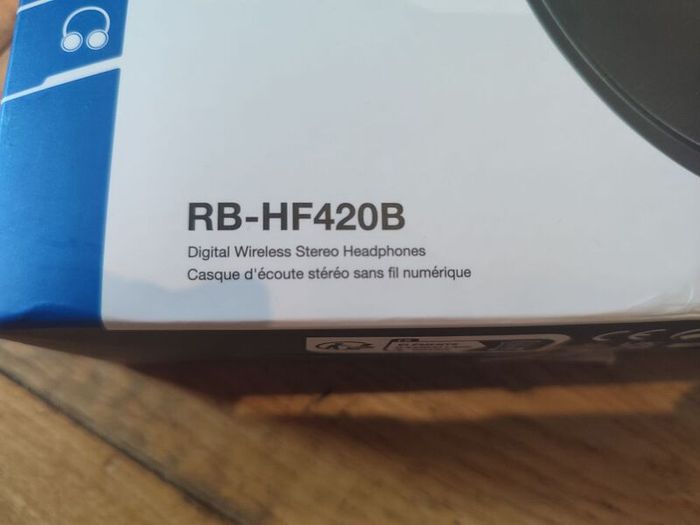 Panasonic wireless headphones