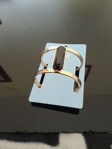 Newbridge Silver eShe items