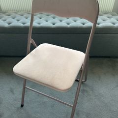 pink folding chair