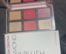 Natasha Denona Diamond and Blush highlighter Palette
