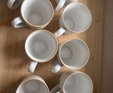 8 White Mugs