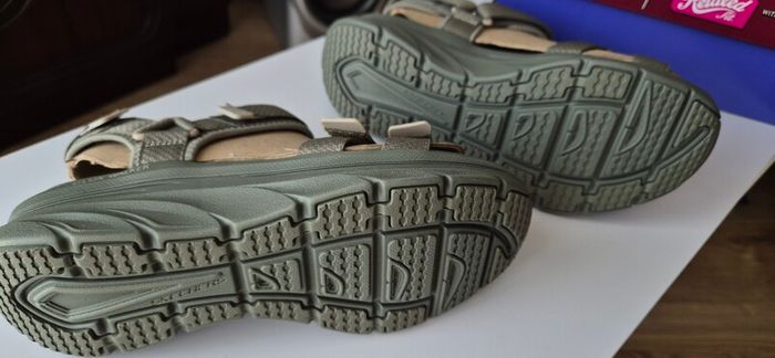 women's sandals