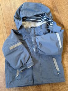POLARN O.PYRET jacket, age 9-12months, but fits longer.