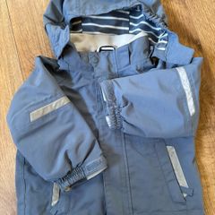 POLARN O.PYRET jacket, age 9-12months, but fits longer.