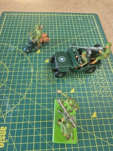 toy soldiers
