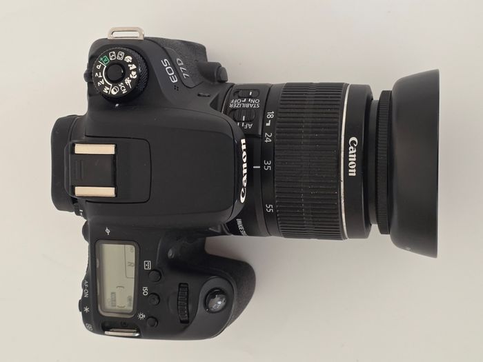 Canon EOS 77D + EF-S 18-55mm IS II | Excellent Condition