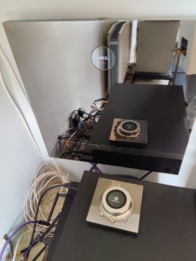 Devialet D200