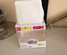 Dr Pepper white cube needoh