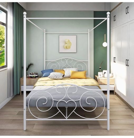 Double Canopy Bed Frame with Vintage Headboard & Footboard, White 135x190cm Double Canopy Bed Frame, 4ft6 Heavy Duty Metal Bed, Heart Scroll Headboard & Footboard, Steel Slats for Bedrooms