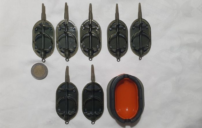NEW - Size XL - Set of 7 Mixed Weight (5x40g) + (2x50g) - ARC Flat Method Feeders + Quick Release Mould - Carp Tench Bream Feeder Method Pellet Dumbells Hybrid Roach
