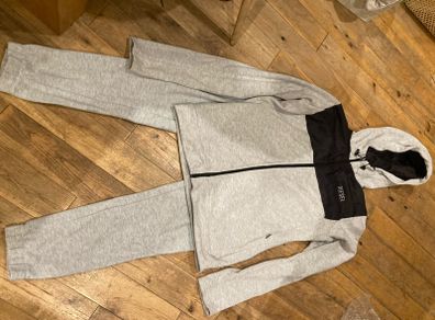 tracksuit