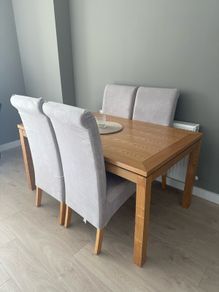 Dining Table & Chairs