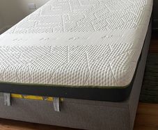 Ottoman Bed (King Size) and 1 King Size Matress