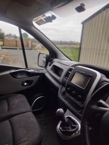 Nissan nv300 crewcab