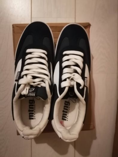 Mustang shoes