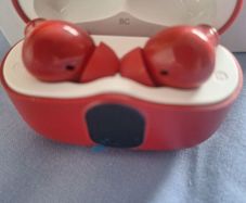 earbuds
