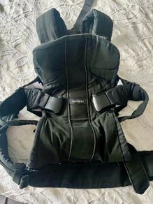 baby bjorn carrier