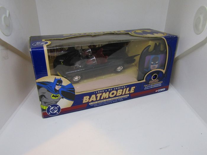 Corgi 1960's DC Comics Batmobile Die Cast Car  1/24 Scale Die Cast Vehicle w Opening Hood & Talking Bat communicator Collectible 1:24 Sealed