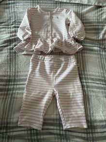 Girls two piece suit 9/12 mths