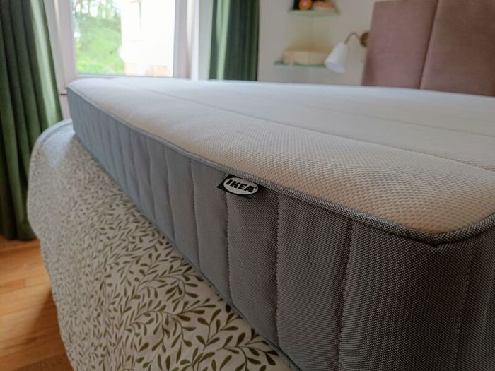 IKEA double mattress - Vesteroy medium firm