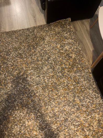 Large carpet