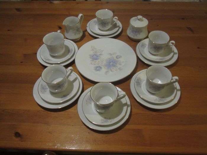 CLADDAGH   Tea set   21 piece