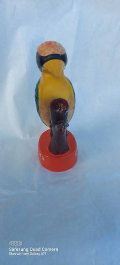 Original bulmers woodpecker display item,collectors item, hard to come by ,little damage on he's beak,,see pictures for condition,,price includes post to anywhere in Ireland, by certificate proof of post, sold as is ..made by Harry E. tunnigcliffe London,