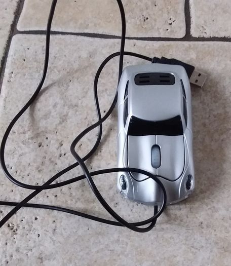 Sports Car Computer/Laptop Scrolling Mouse