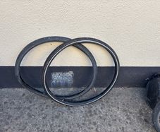 puncture resistant Bike tyres (pair)